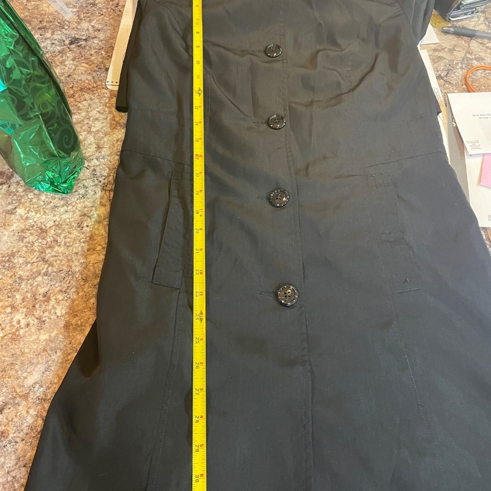 Raincoat - Picture 16 of 16